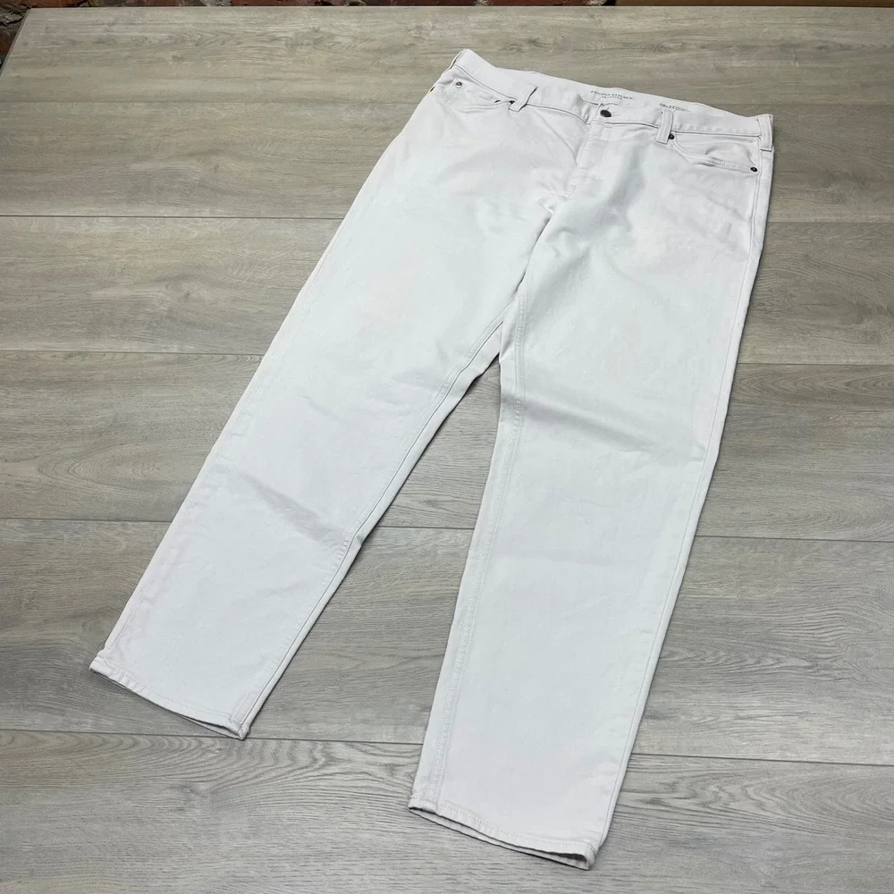 Banana Republic Traveler Pant Mens 38x32 Light Stone Athletic Tapered Fit